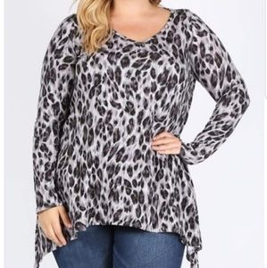 Ladies Animal Print Plus Size Top